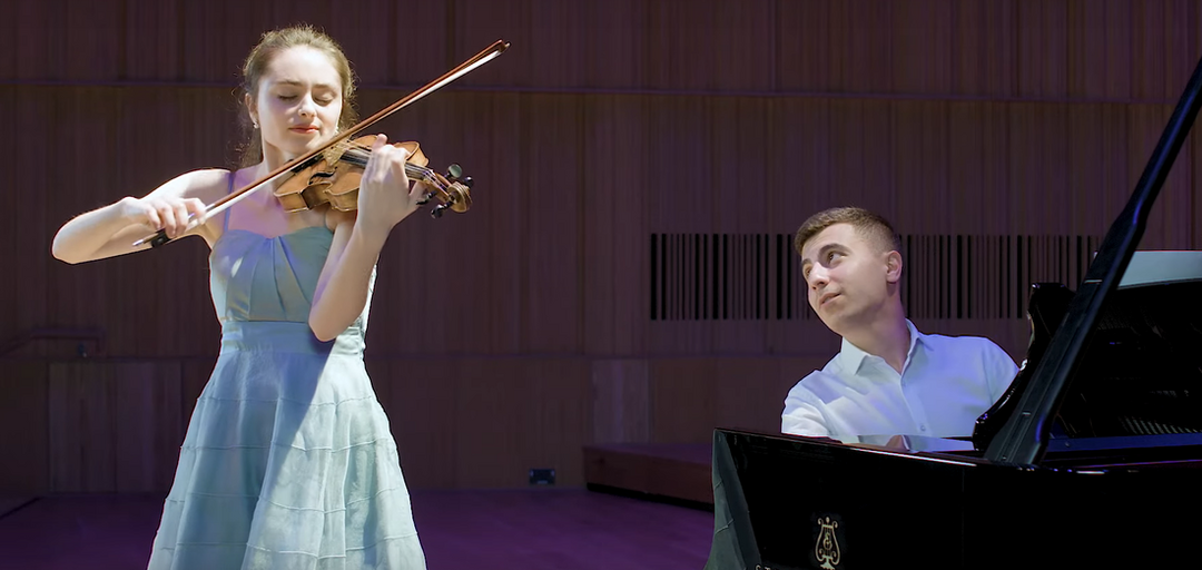 Esther Abrami and Iyad Sughayer passionately perform Connor's duet.