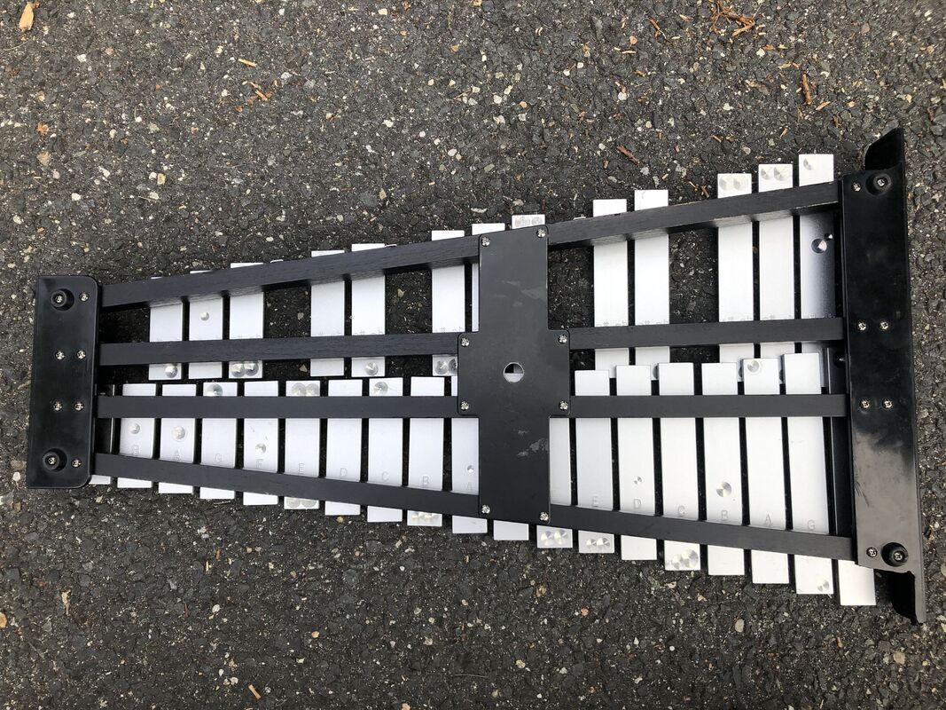 Mapex Glockenspiel: back side.