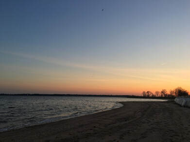 The sunset near Ward's Point on the coast of Staten Island, NYC.
